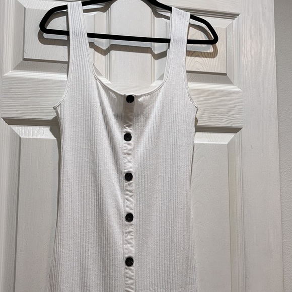 Enza Costa - Picture 2 of 2